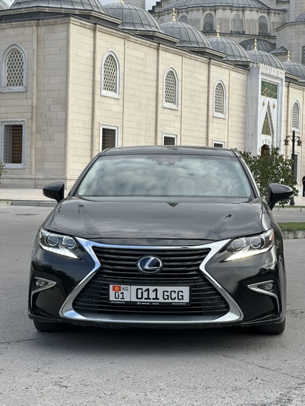 Lexus ES: 2016 г., 2.5 л, Вариатор, Гибрид, Седан: фото 3