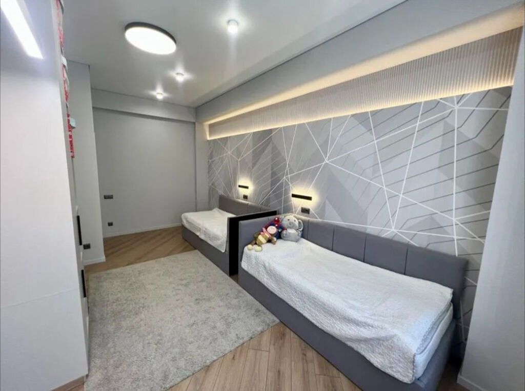 4 комнаты, 170 м², Асанбай мкр Элитка, 3 этаж, Дизайнерский ремонт: фото 2