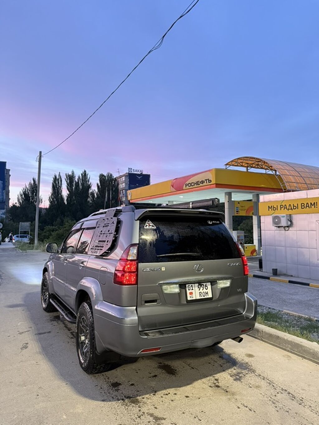 Lexus GX: 2003 г., 4.7 л, Автомат, Газ, Внедорожник: фото 3