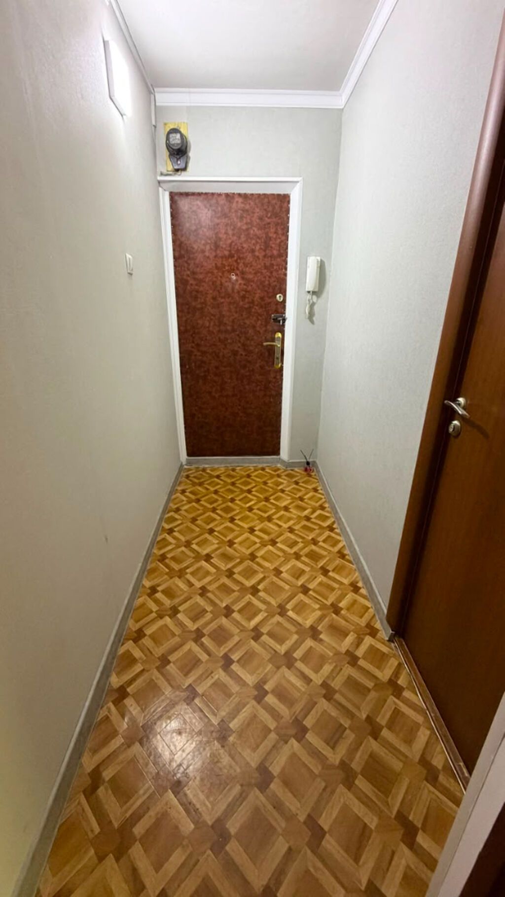 3 комнаты, 62 м², ул. Боконбаева / Гоголя 104 серия, 4 этаж, Евроремонт: фото 3