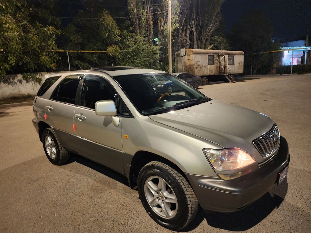 Lexus RX: 2002 г., 3 л, Автомат, Бензин, Внедорожник: фото 7