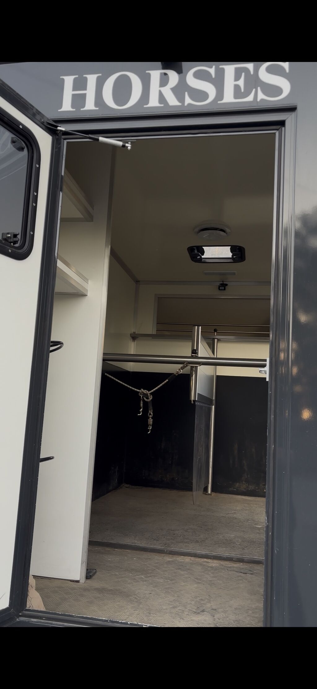 ПРОДАЮ КОНЕВОЗКУ MERCEDES-BENZ SPRINTER 313 Продаётся надёжная и: фото 5
