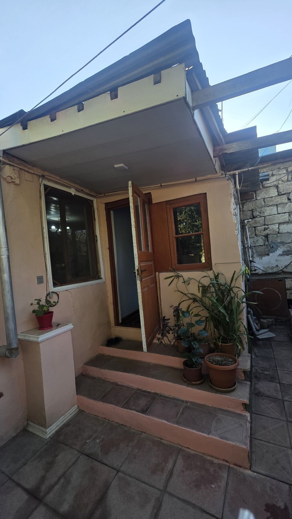 2 otaqlı, 55 kv. m, Orta təmir