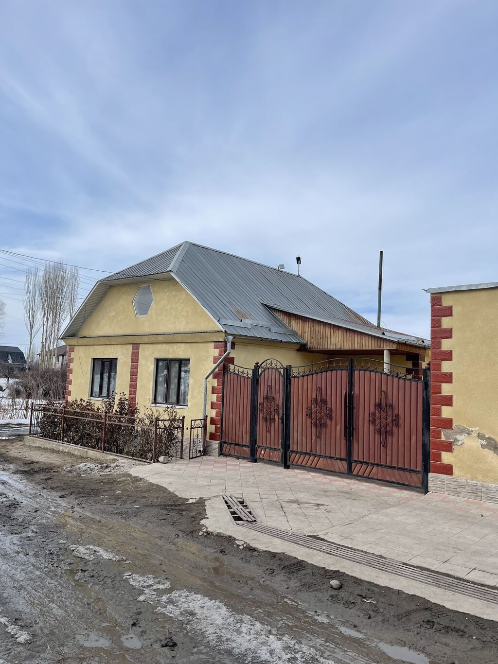 Продается дом в городе Каракол по: 80000 USD ▷ Продажа домов | Каракол |  40795718 ᐈ lalafo.kg