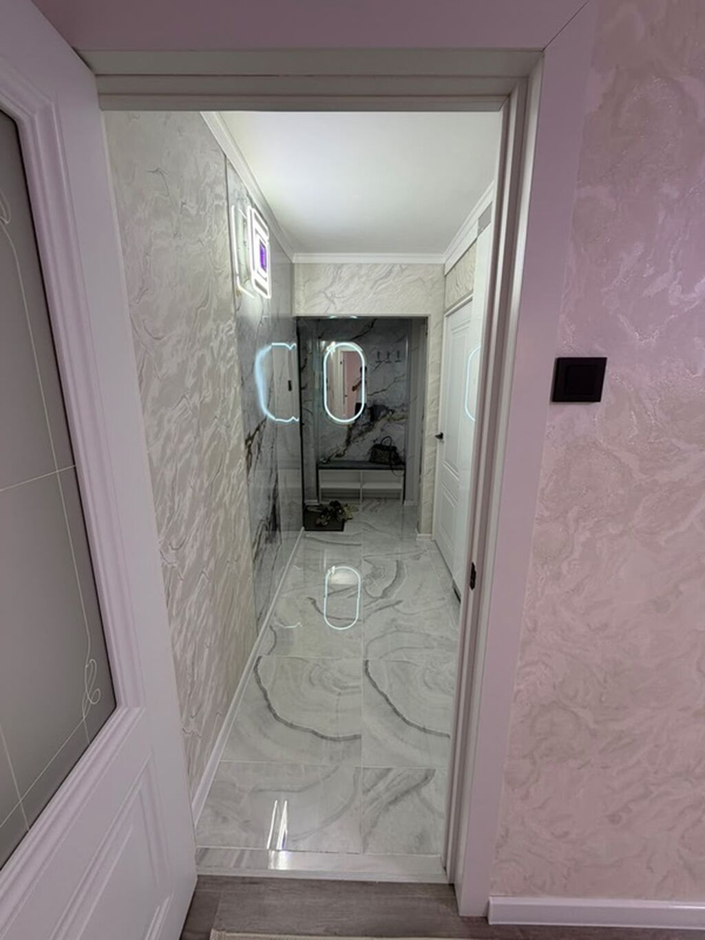 Срочно сдается 2 комнатная квартира 43м2 8-микрорайон, 5/5 этаж Свежий: фото 4