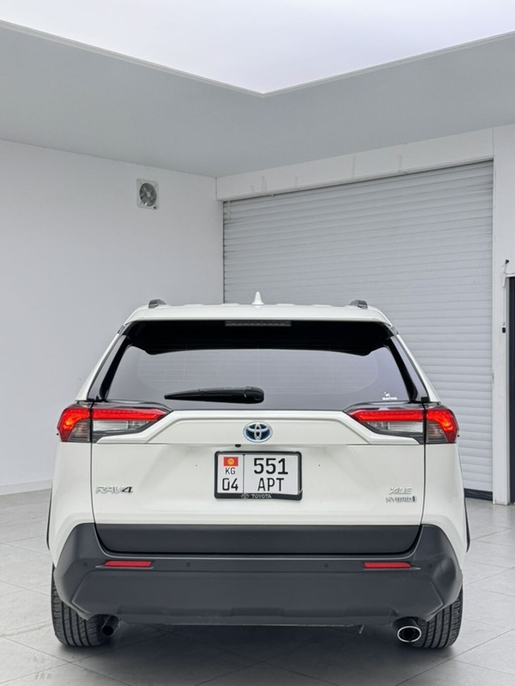 Toyota RAV4: 2021 г., 2.5 л, Автомат, Гибрид, Кроссовер: фото 5