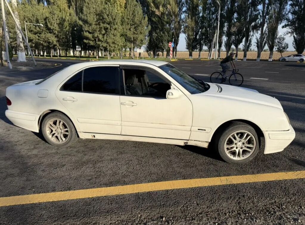 Mercedes-Benz E-Class: 2000 г., 2.9 л, Механика, Дизель, Седан: фото 2