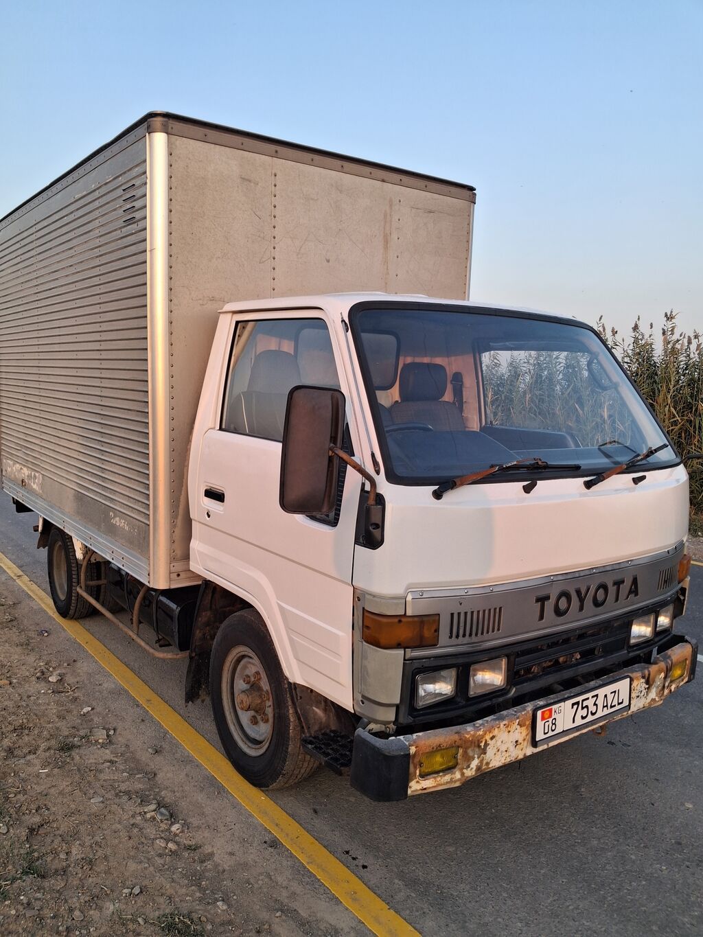 Легкий грузовик, Toyota, Стандарт, 2 т, Б/у: фото 1