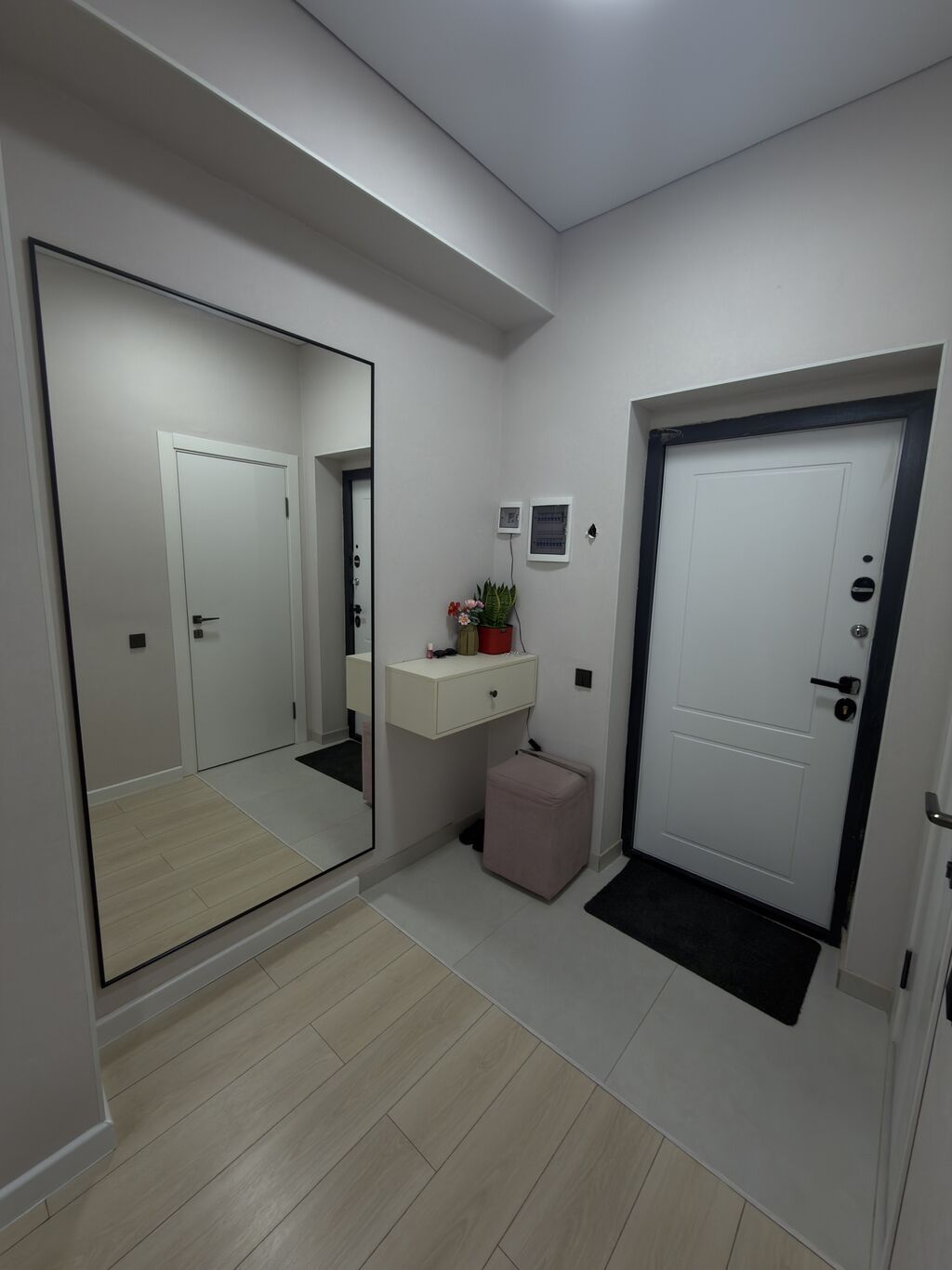 2 комнаты, 48 м², Пишпек Элитка, 16 этаж, Свежий ремонт: фото 2