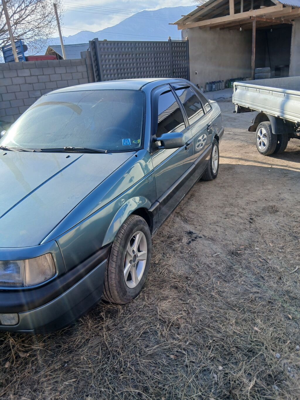 Volkswagen Passat: 1989 г., Механика, Бензин, Седан: фото 5