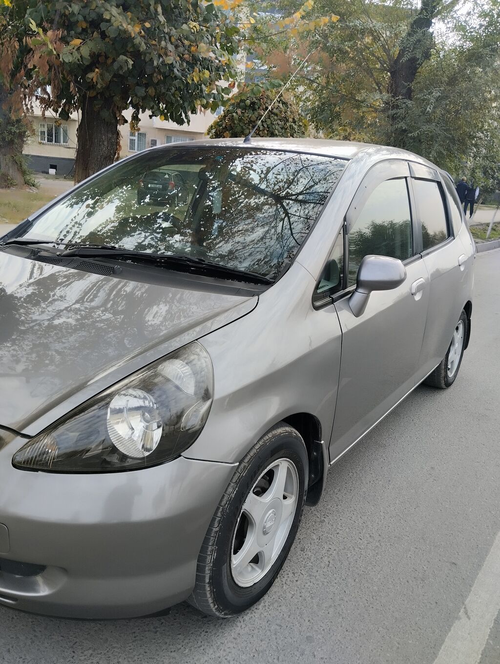 Honda Fit: 2003 г., 1.5 л, Вариатор, Бензин, Хэтчбэк: фото 3