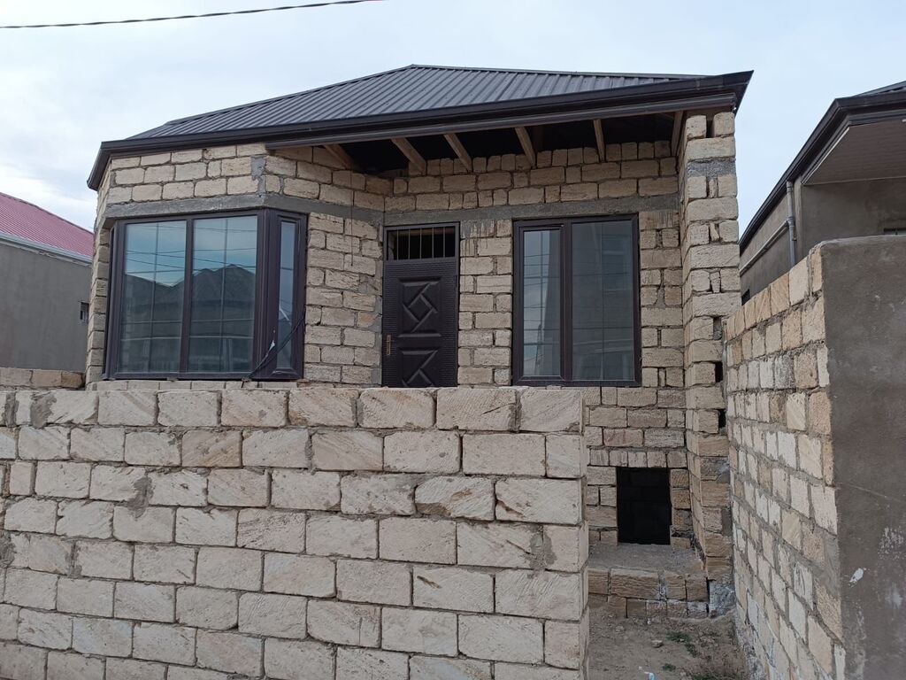 3 otaqlı, 76 kv. m, Kredit yoxdur, Təmirsiz
