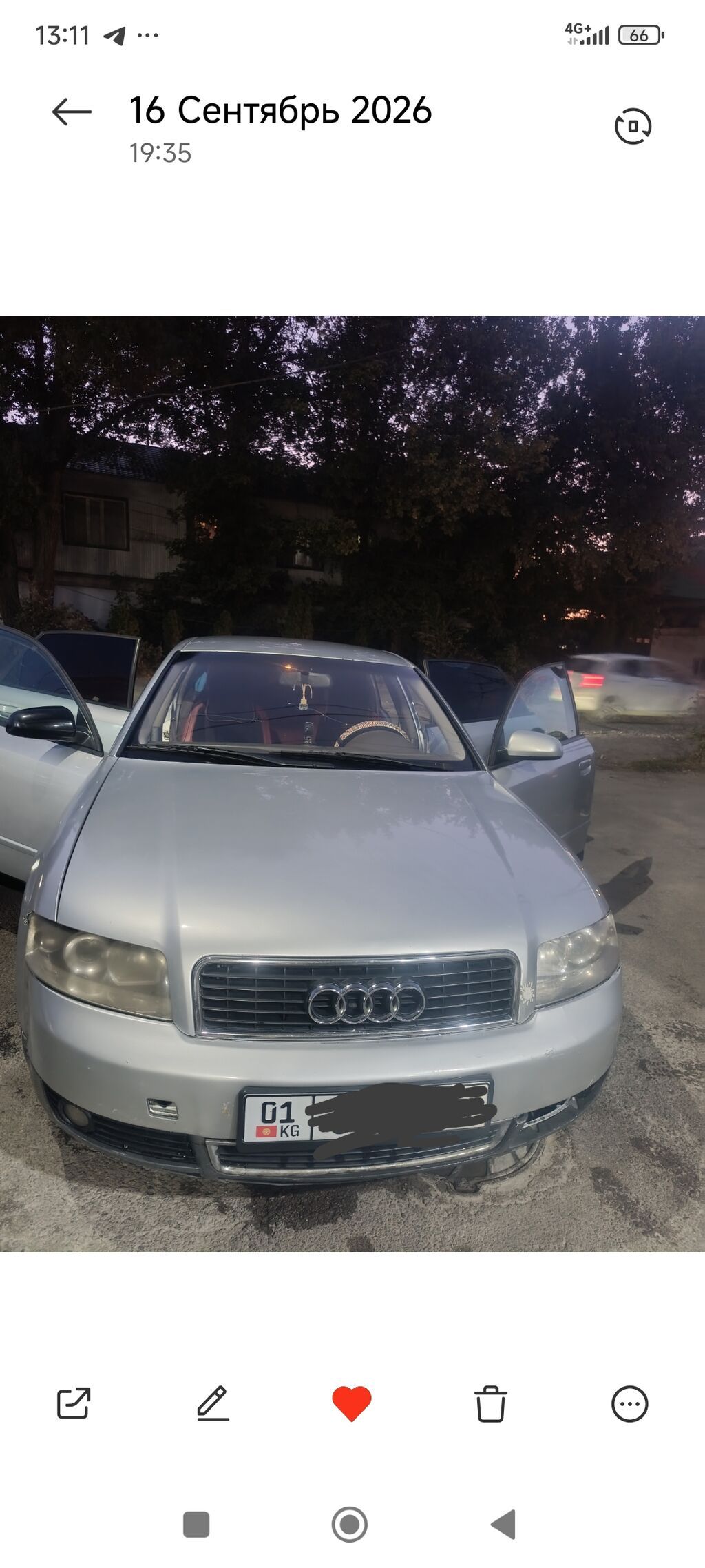 Audi A4: 2001 г., Седан