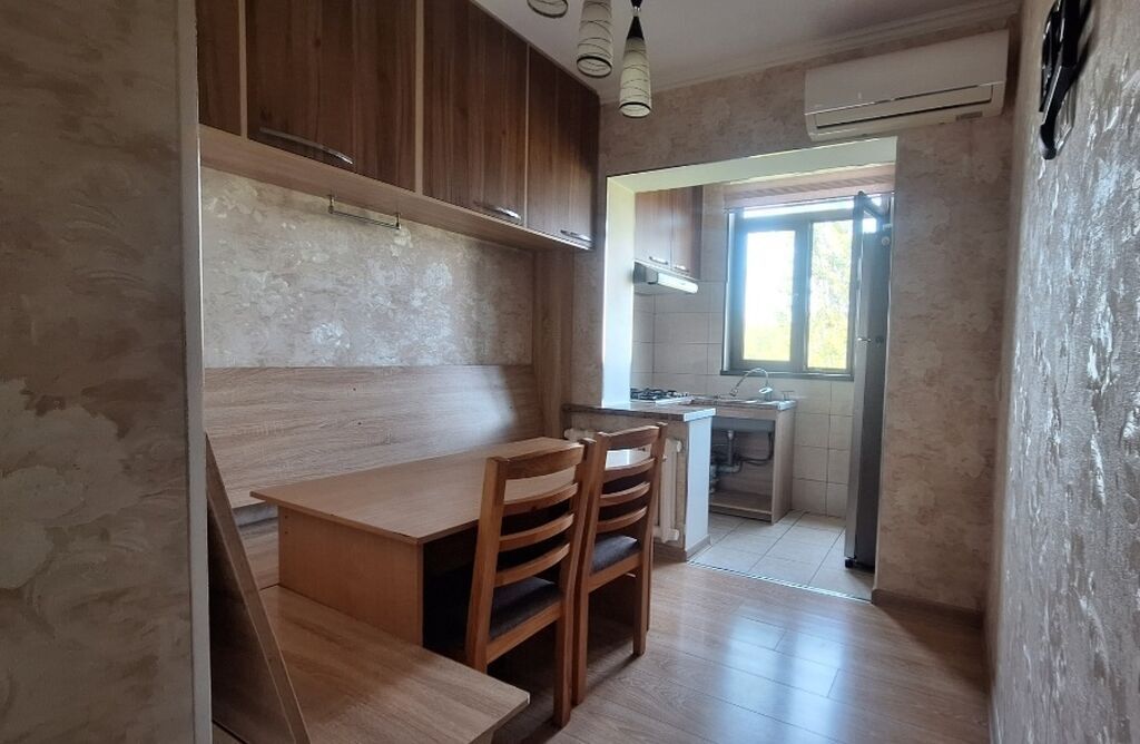 3 комнаты, 62 м², 6 мкр 105 серия, 5 этаж, Евроремонт: фото 3