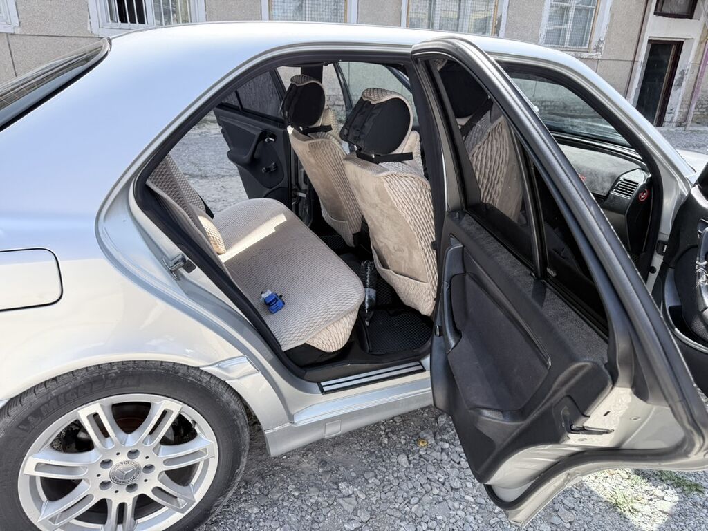 Mercedes-Benz C-Class: 2000 г., 2.2 л, Механика, Дизель, Седан: фото 8