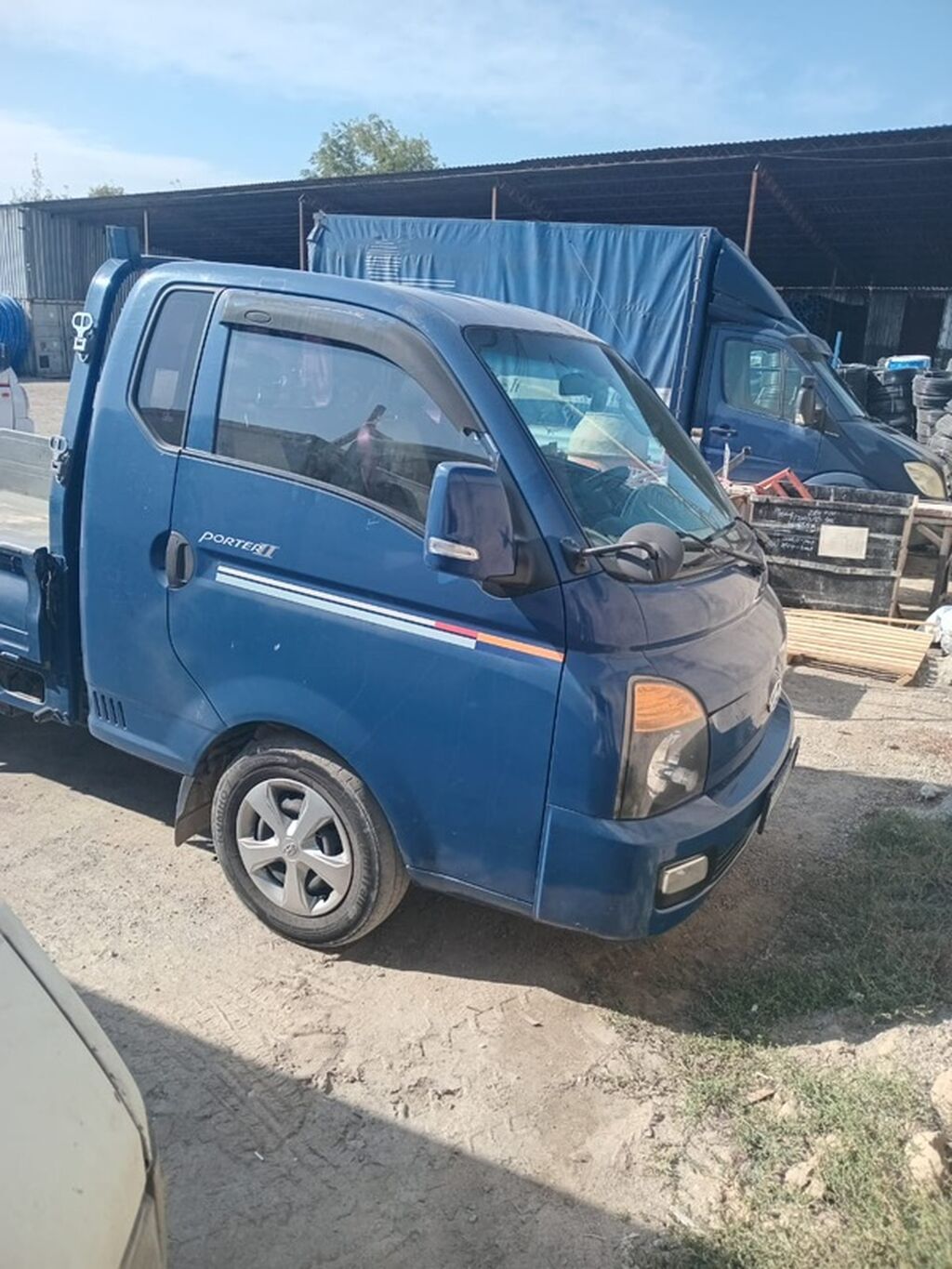 Hyundai Porter II бортовой грузовик - Кабина: однорядная, 2 места: фото 1