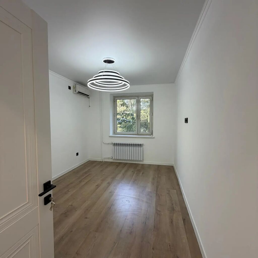 4 комнаты, 90 м², Золотой квадрат Индивидуалка, 2 этаж, Свежий ремонт: фото 3