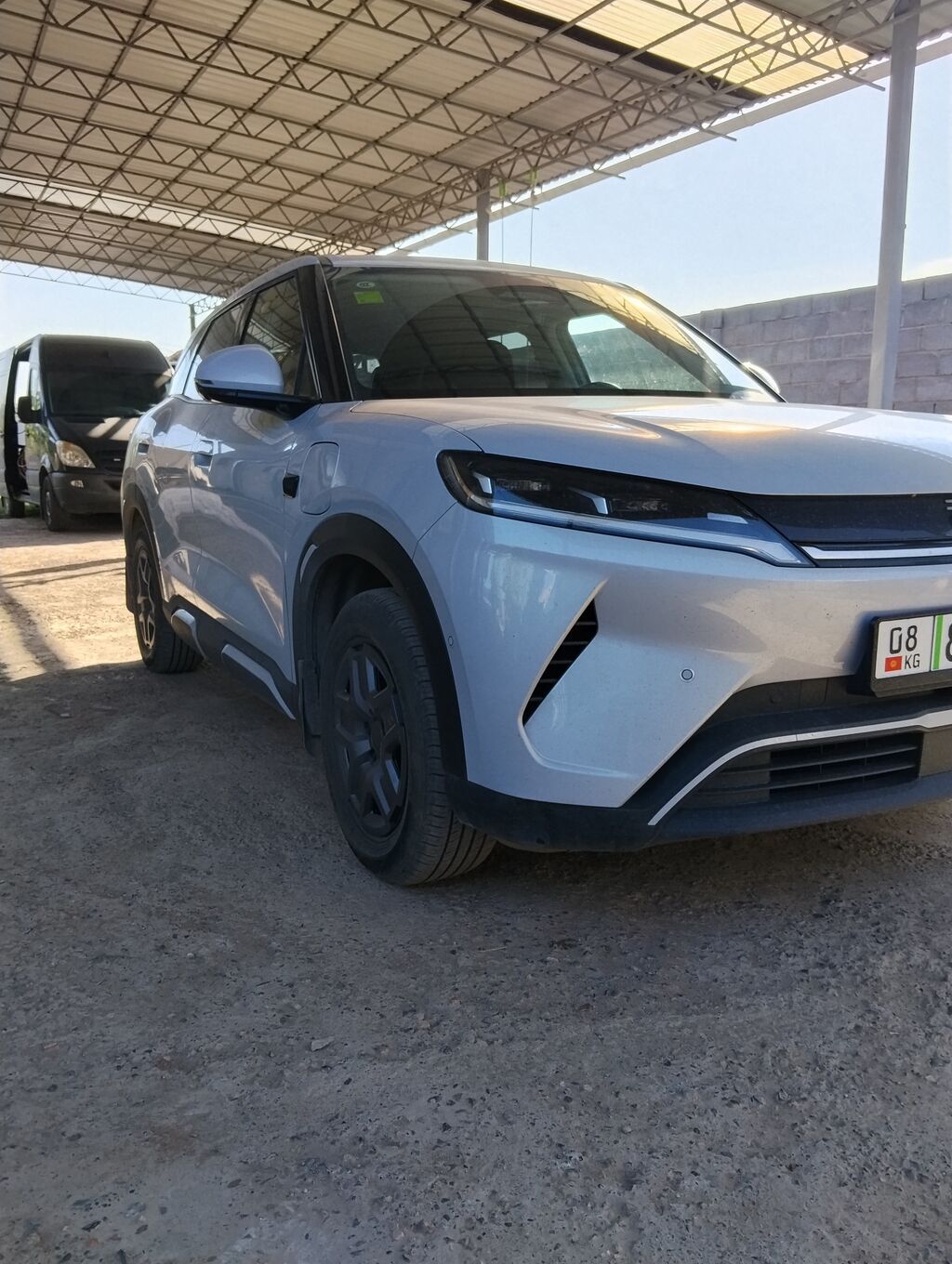 BYD Yuan Up: 2025 г., 0.5 л, Автомат, Электромобиль, Кроссовер: фото 1