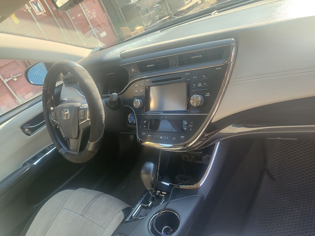 Toyota Avalon: 2015 г., 2.5 л, Автомат, Гибрид, Седан — фото 5