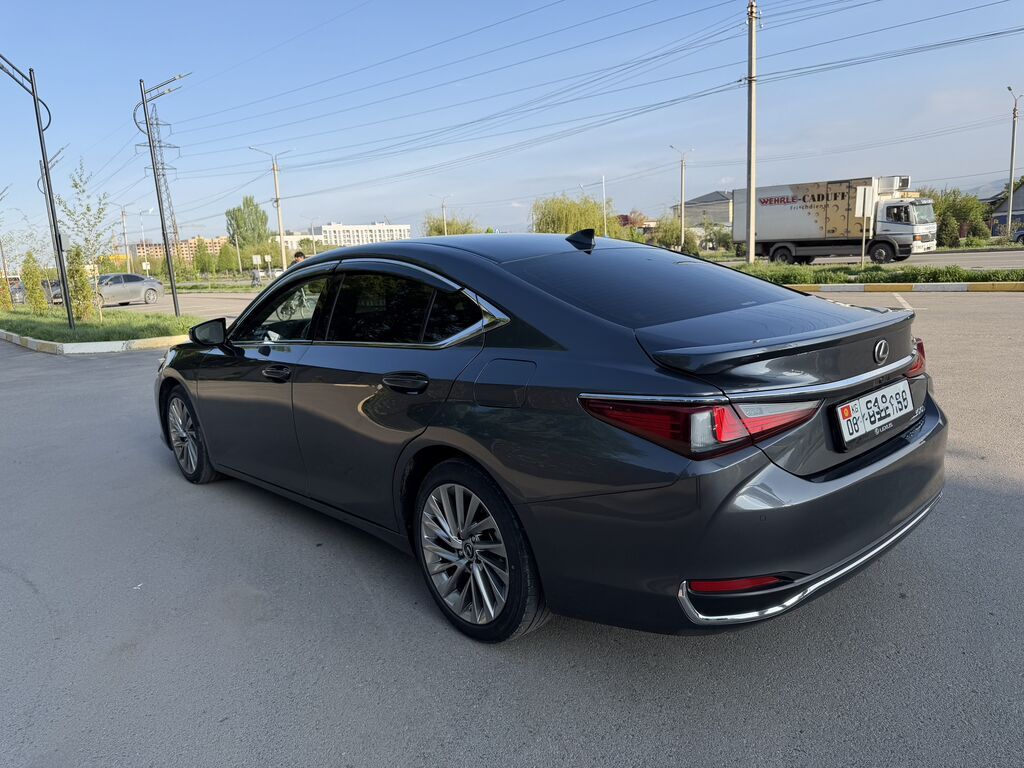 Lexus ES: 2023 г., 2.5 л, Автомат, Гибрид, Седан: фото 6