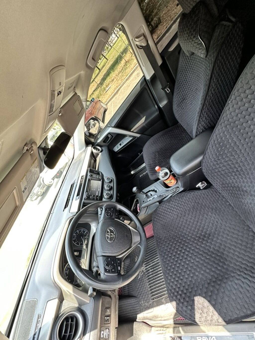 Toyota RAV4: 2017 г., 2.5 л, Автомат, Бензин, Кроссовер: фото 8