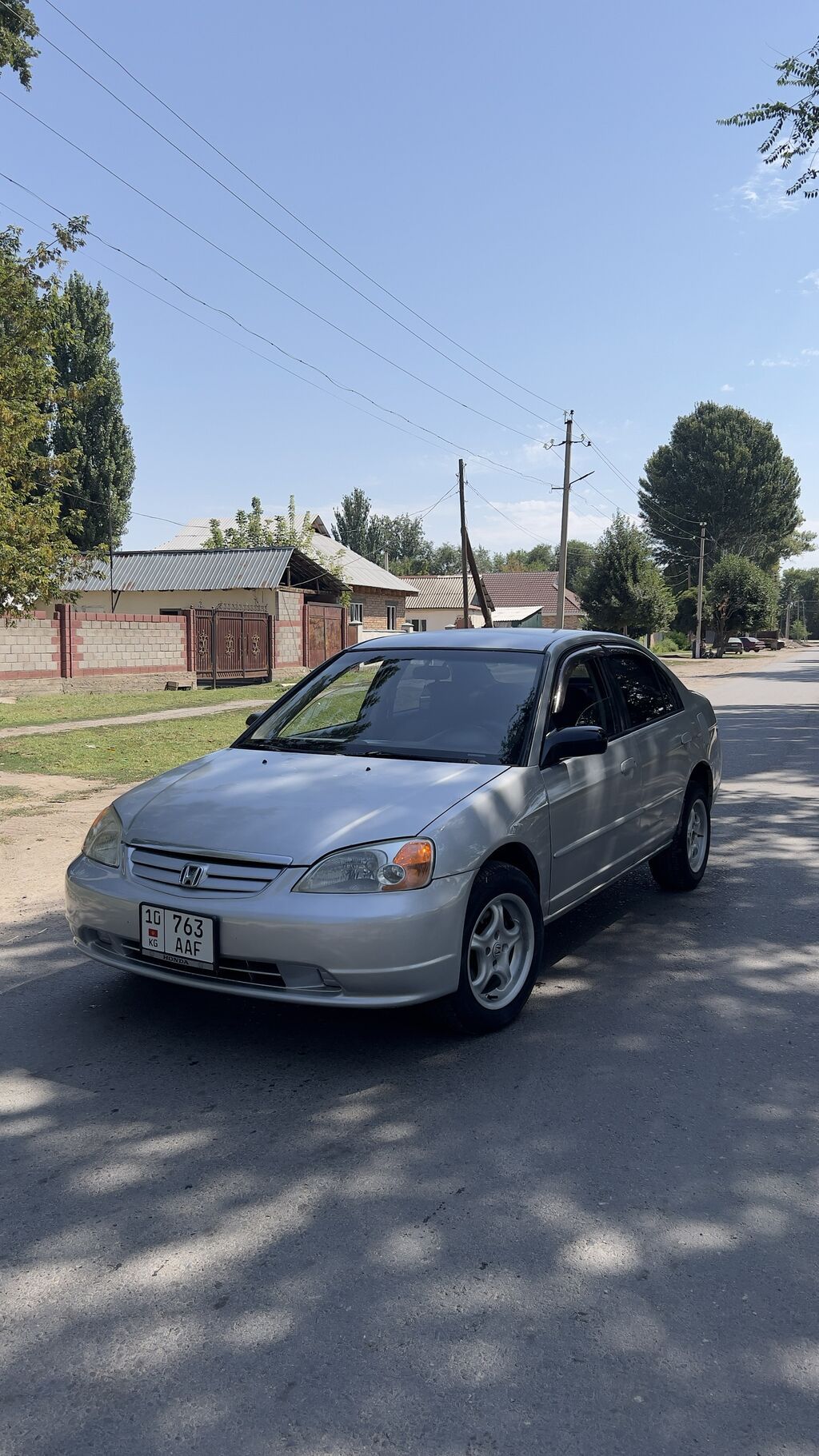 Honda Civic: 2001 г., 1.7 л, Автомат, Бензин, Седан: фото 2