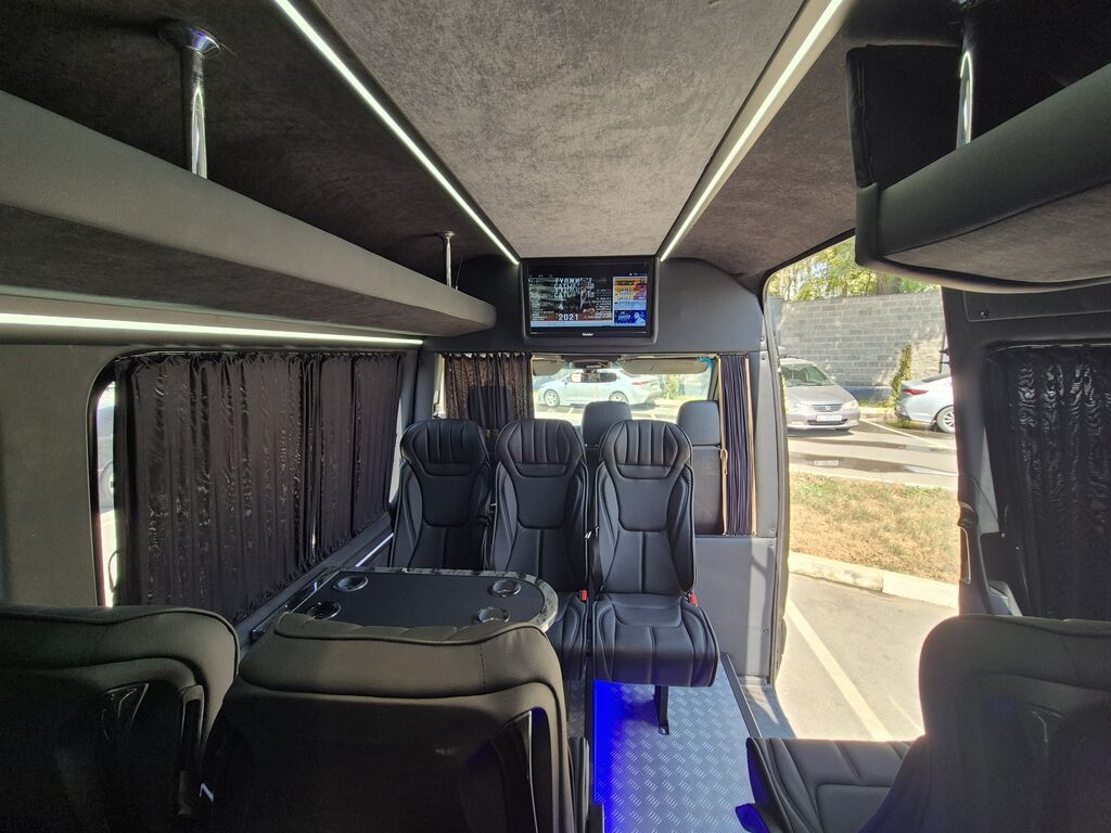 Volkswagen Crafter: 2009 г., 3.2 л, Автомат, Дизель, Бус: фото 6