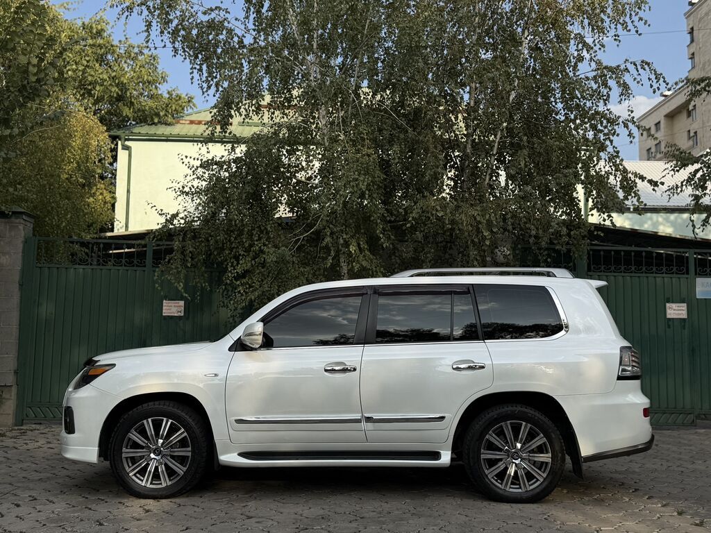 Lexus LX: 2009 г., 5.7 л, Автомат, Газ, Внедорожник: фото 5
