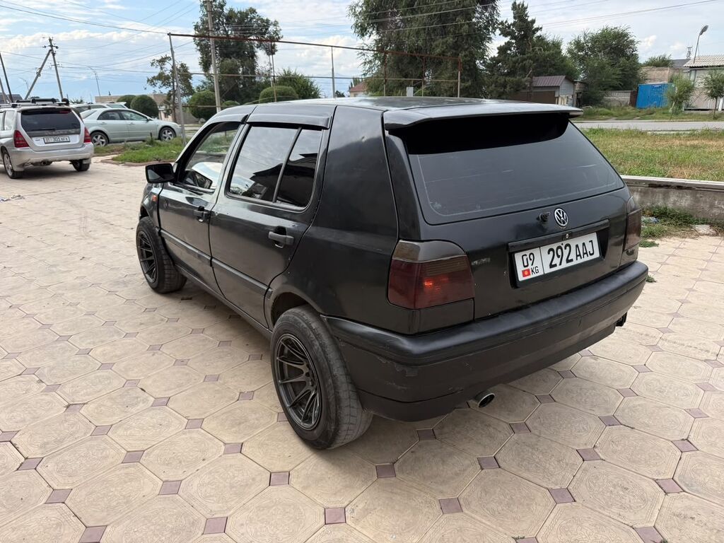 Volkswagen Golf: 1995 г., 2 л, Механика, Бензин, Хэтчбэк: фото 5