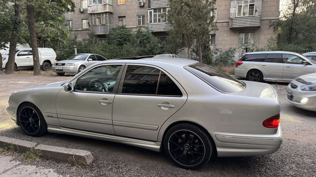 Mercedes-Benz E-класс AMG: 2000 г., 4.3 л, Автомат, Бензин, Седан: фото 3
