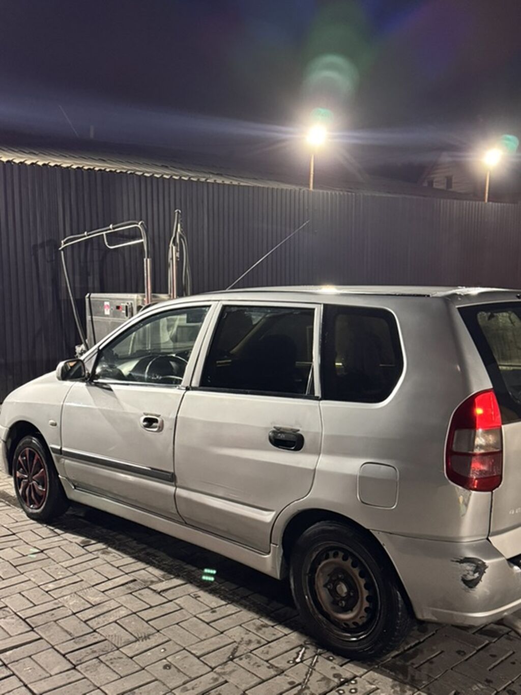Mitsubishi Space Star: 2001 г., 1.3 л, Механика, Хэтчбэк: фото 5