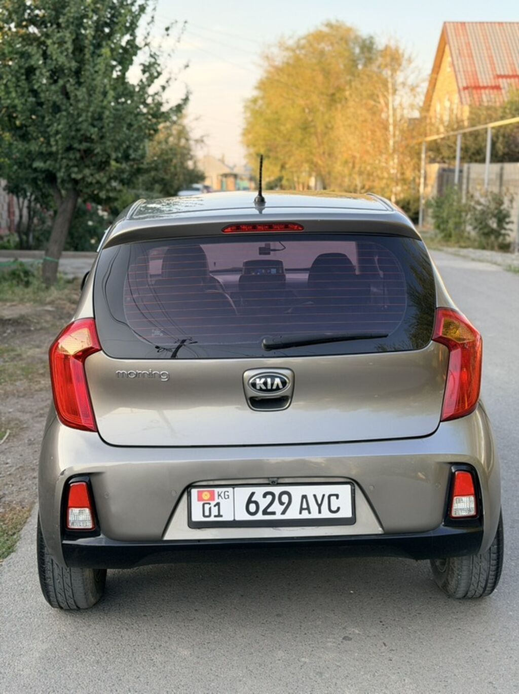 Kia Morning: 2016 г., 1 л, Автомат, Бензин, Хэтчбэк: фото 2