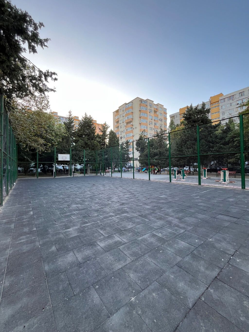Bakı, 3 otaqlı, Köhnə tikili, m. Gənclik, 90 kv. m