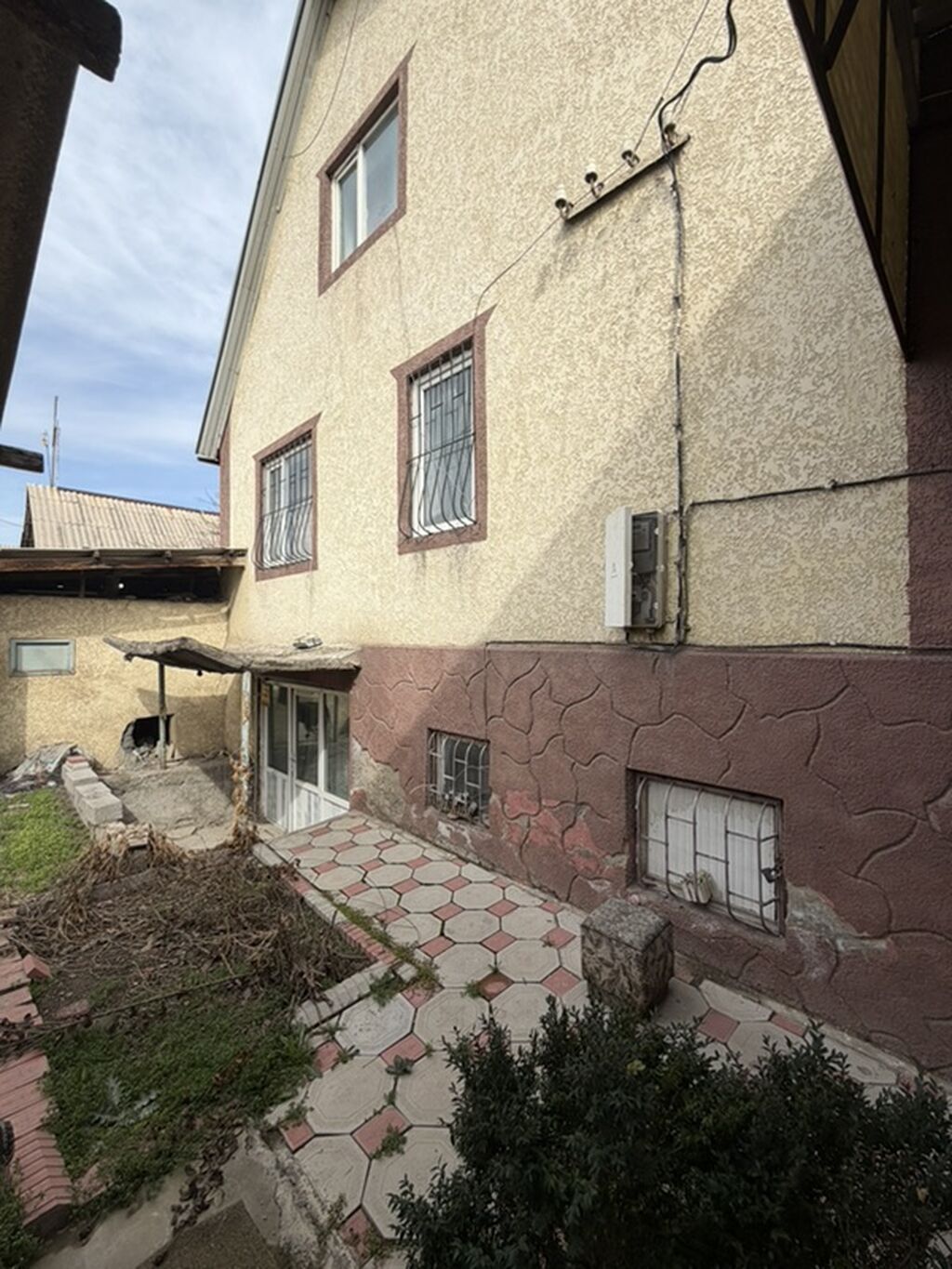 Продается дом Энесай 7 улица 5соток 200квм 7комнат - трехэтажный дом: фото 5