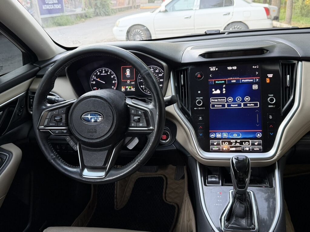 Subaru Outback: 2020 г., 2.4 л, Автомат, Бензин, Универсал: фото 3