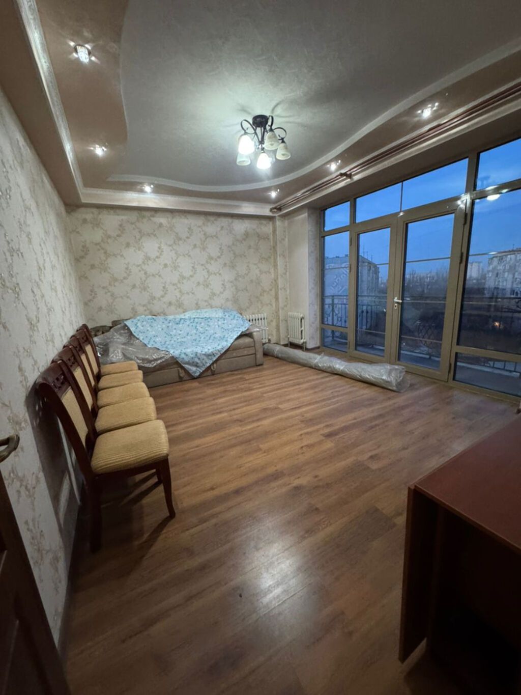 2 комнаты, 55 м², 8 мкр Элитка, 7 этаж, Евроремонт: фото 2