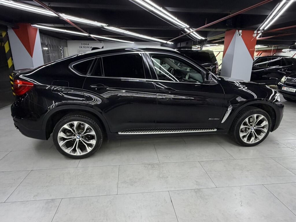 BMW X6: 2018 г., 3 л, Автомат, Дизель, Кроссовер: фото 8