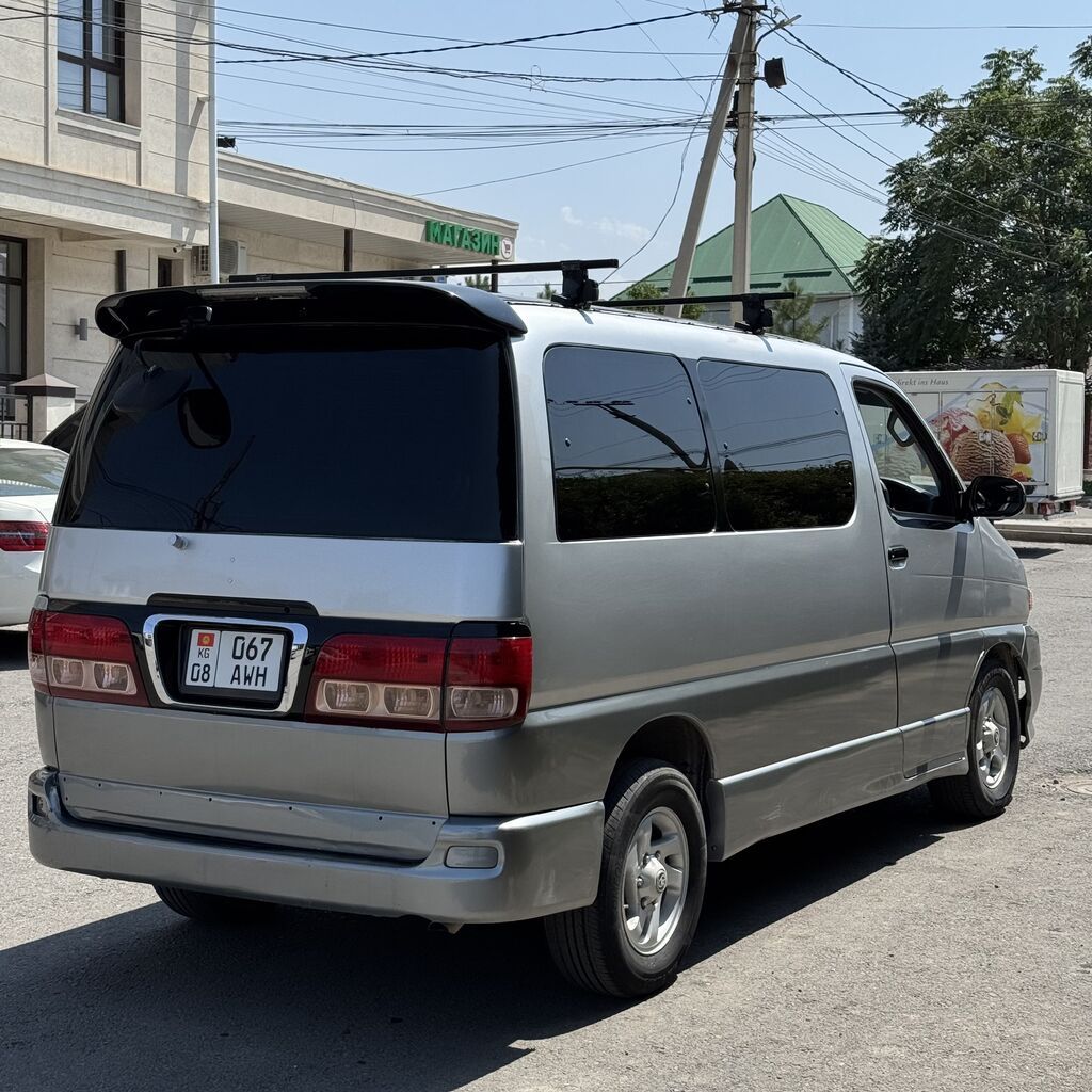 Toyota Hiace: 2000 г., 2.7 л, Автомат, Бензин, Минивэн: фото 3