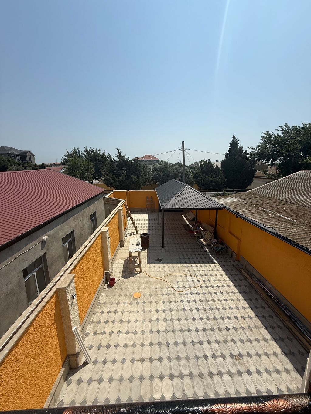 5 otaqlı, 180 kv. m, Yeni təmirli