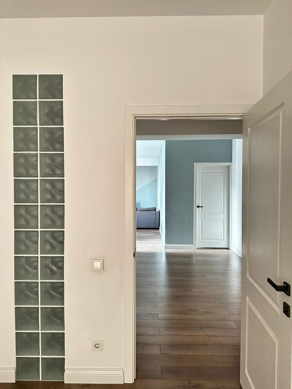 3 комнаты, 90 м², Дизайнерский ремонт: фото 2
