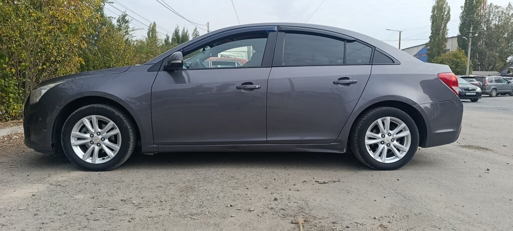Chevrolet Cruze: 2014 г., 1.8 л, Бензин, Седан: фото 3