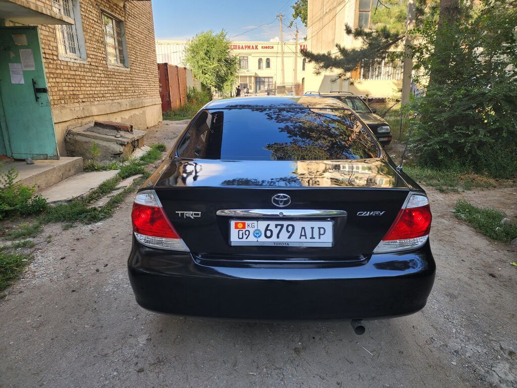 Toyota Camry: 2003 г., 2.4 л, Механика, Бензин, Седан: фото 3