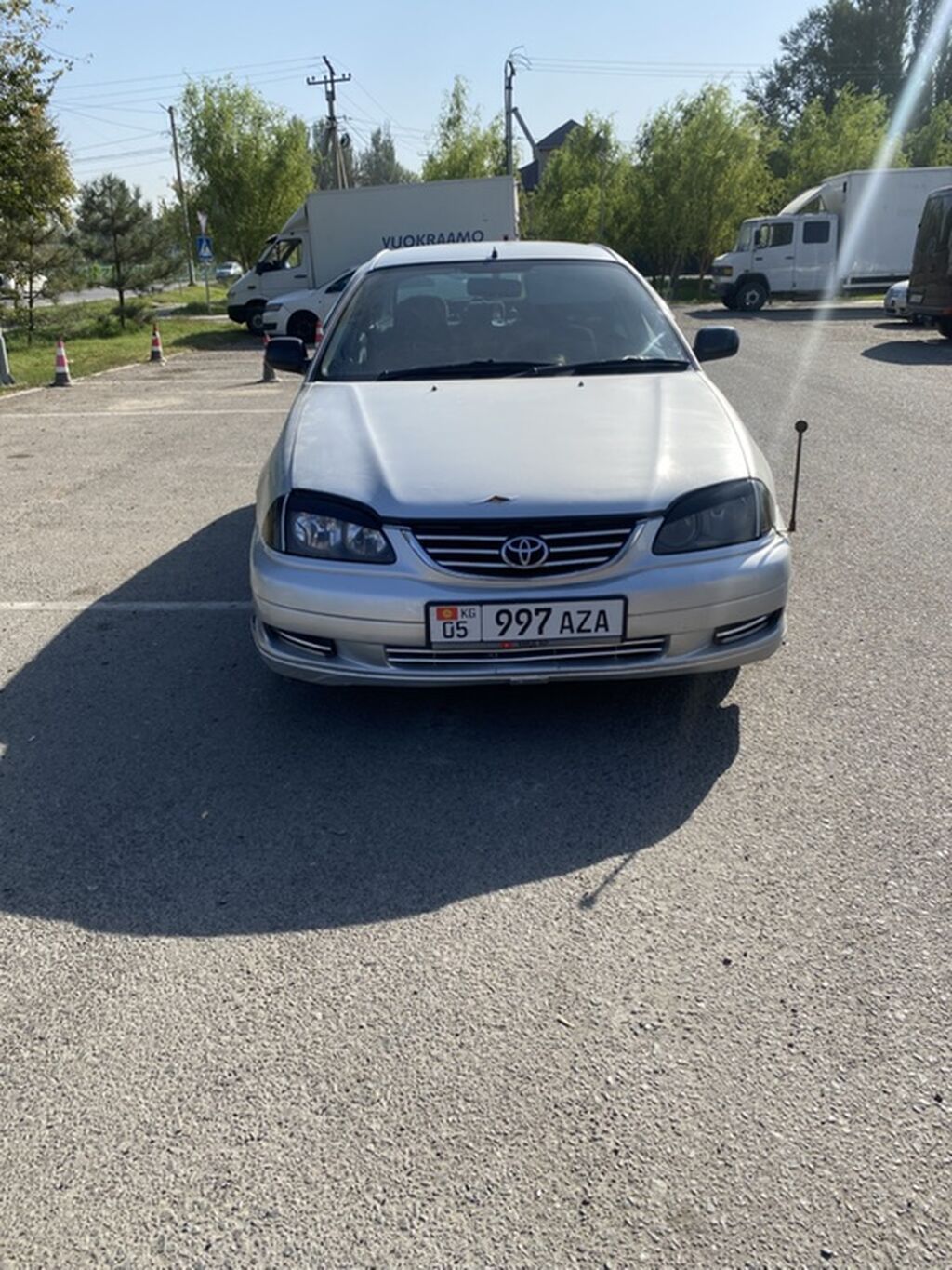 Toyota Avensis: 2002 г., 1.8 л, Автомат, Бензин, Лифтбек: фото 2