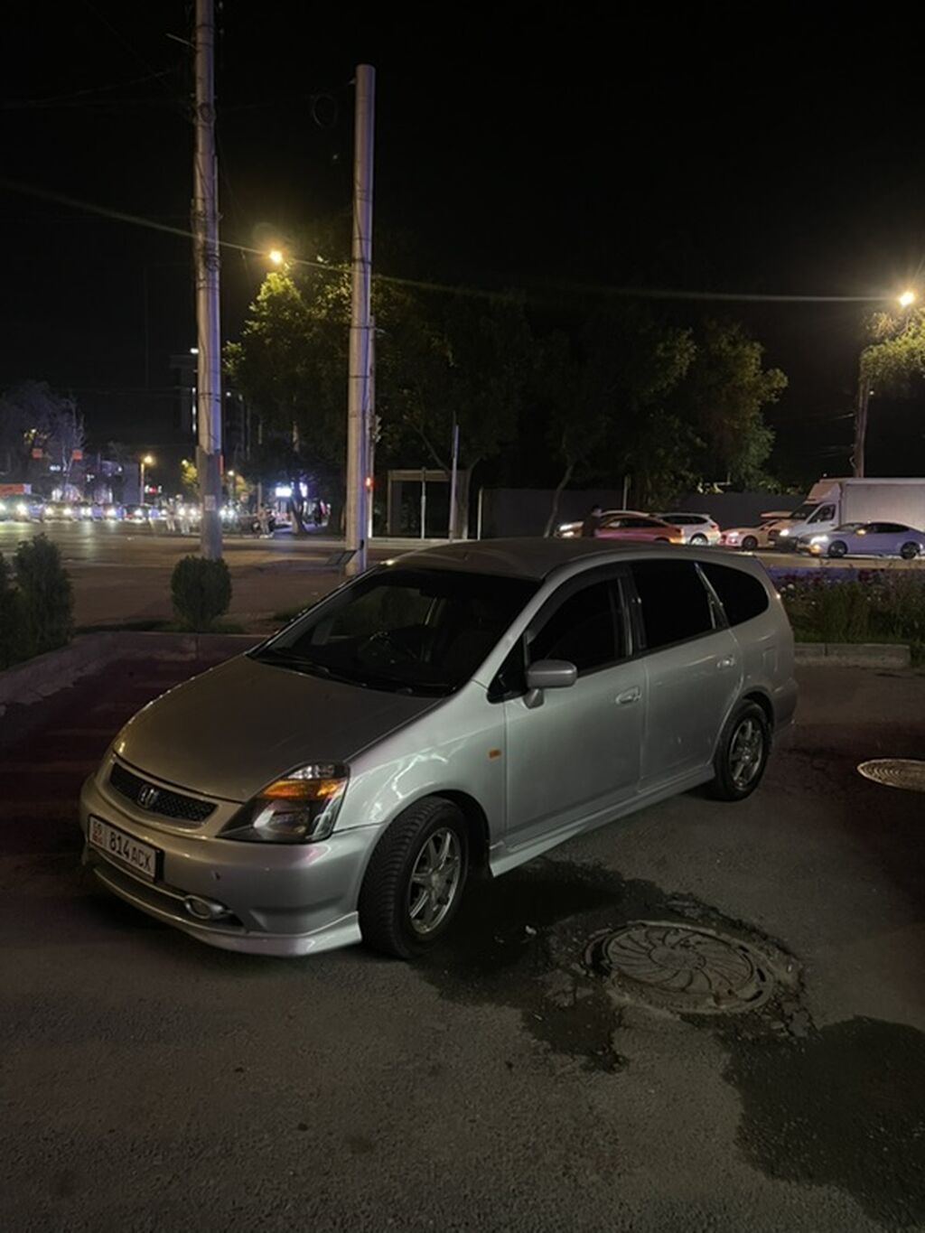 Honda Stream: 2002 г., 2 л, Автомат, Бензин, Минивэн: фото 3