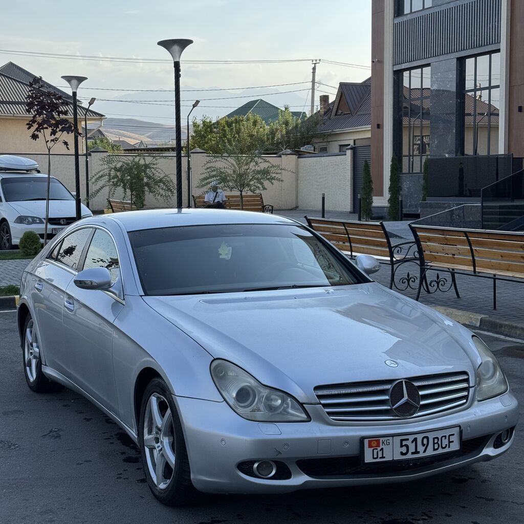 Mercedes-Benz CLS-Class: 2005 г., 3.5 л, Автомат, Бензин, Седан: фото 3