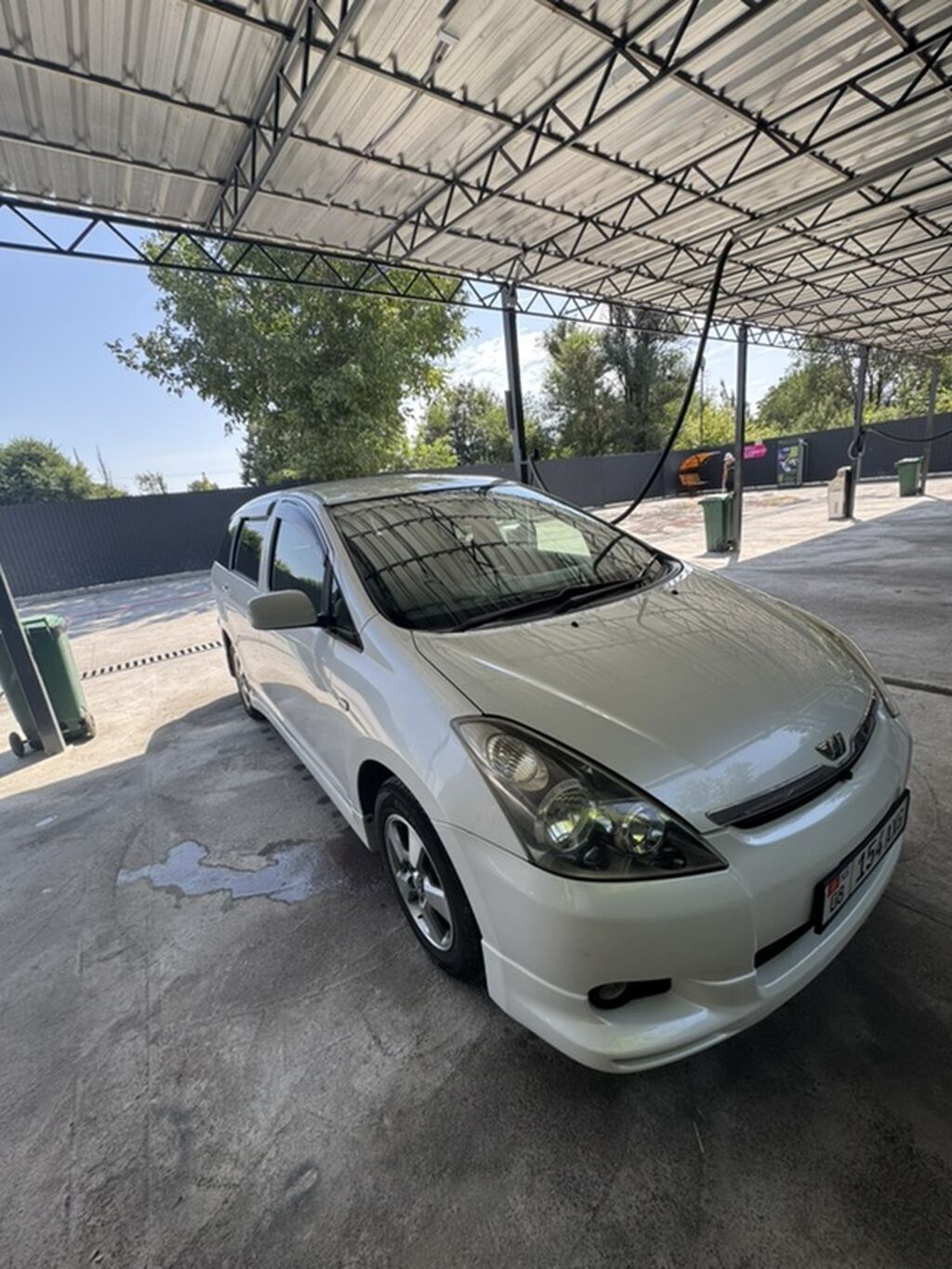 Toyota WISH: 2003 г., Автомат, Бензин, Минивэн: фото 7