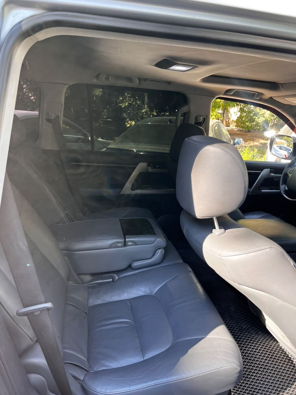 Toyota Land Cruiser: 2008 г., 4.5 л, Автомат, Дизель, Внедорожник: фото 7