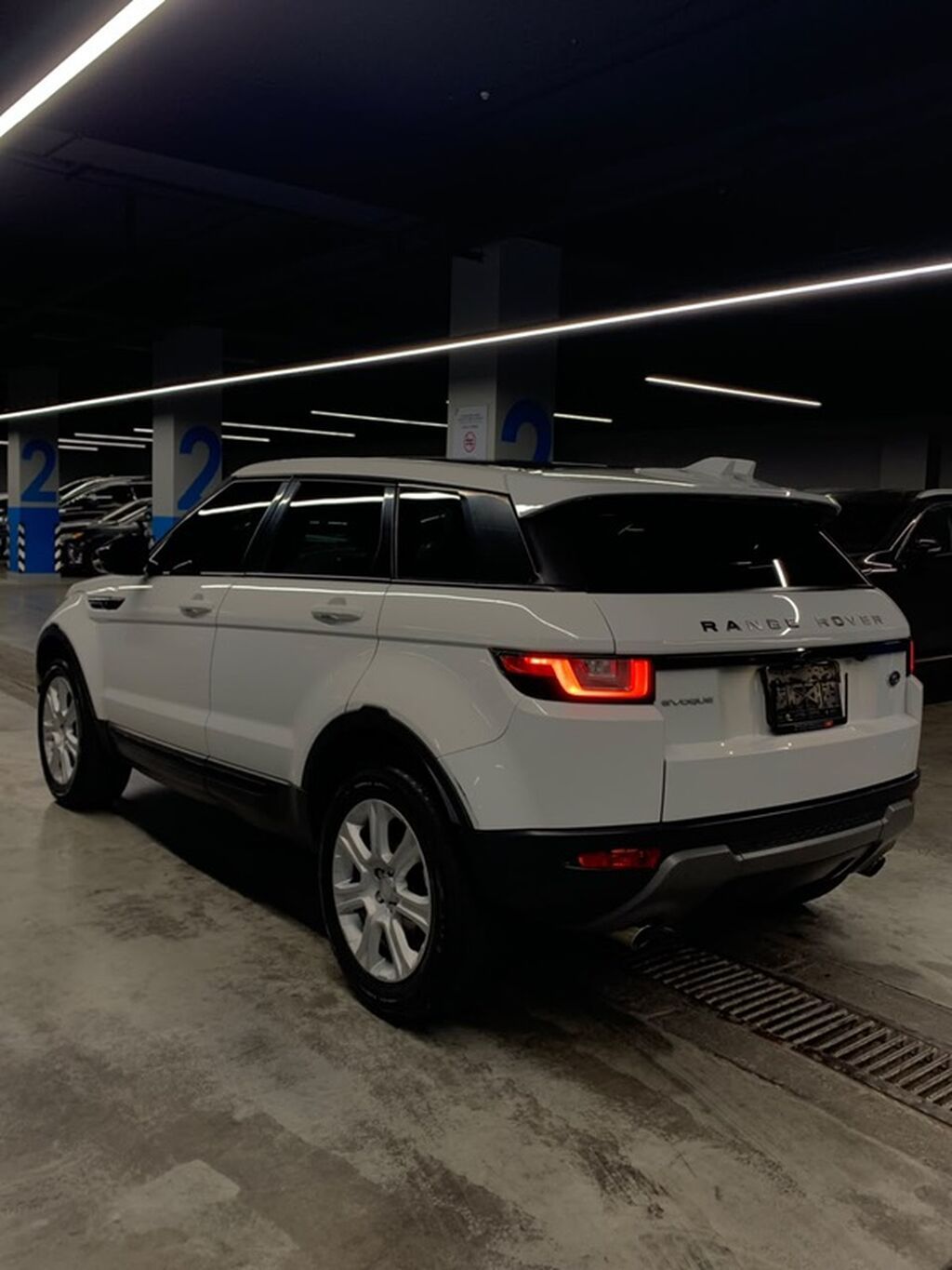 Land Rover Range Rover Evoque: 2018 г., 2 л, Автомат, Бензин, Кроссовер: фото 3