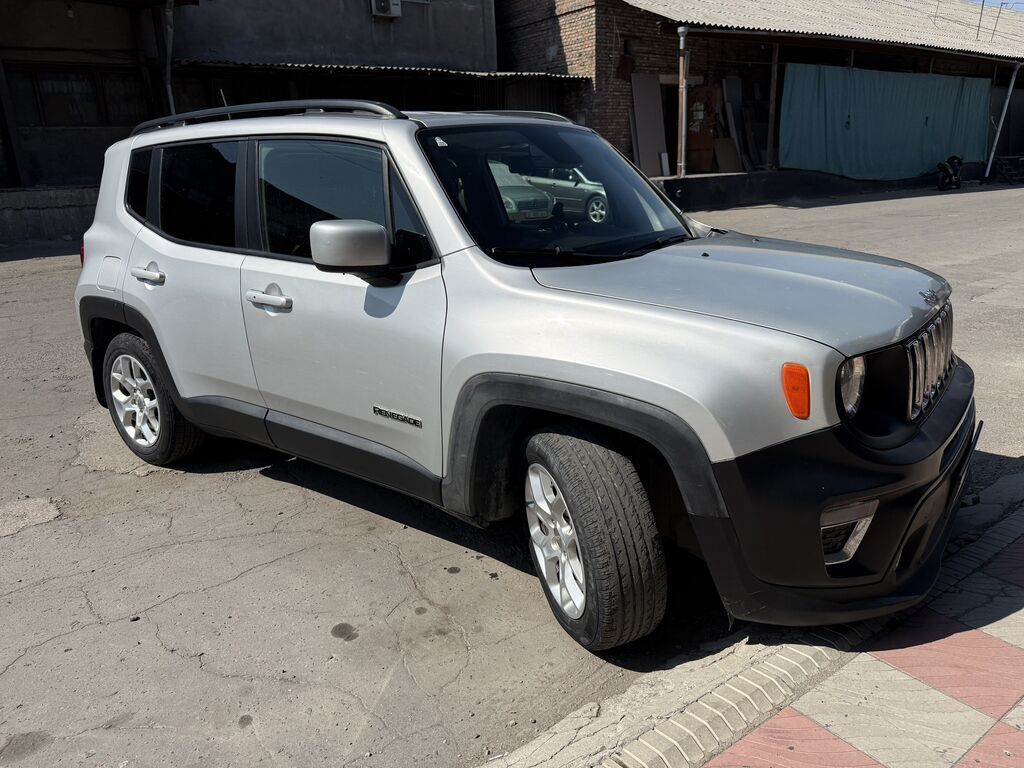 Jeep Renegade: 2018 г., 2.4 л, Автомат, Бензин, Кроссовер: фото 3