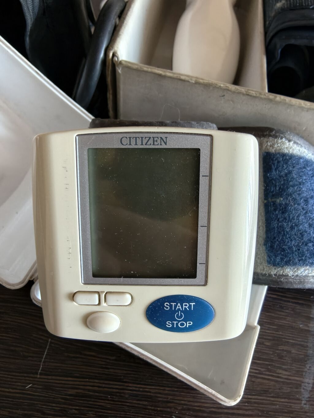 Бу танометры. В хорошем состоянии. 2 электронных и 1 механический: фото 3